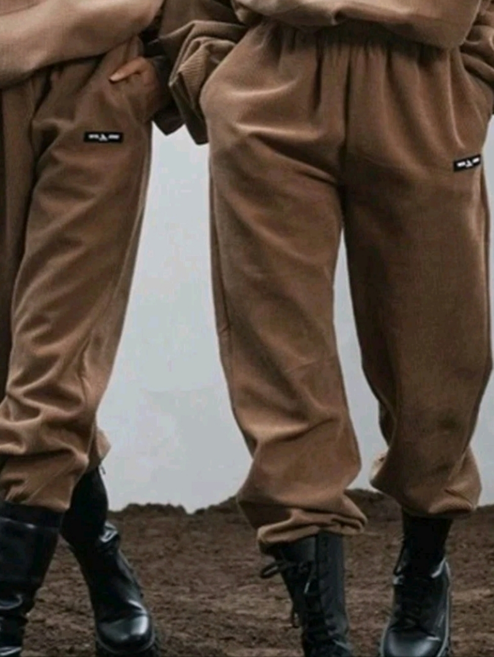 Sesters + Seekers Cord Corduroy Joggers Pants Sweatpants Brown Taupe UK 6 US 2